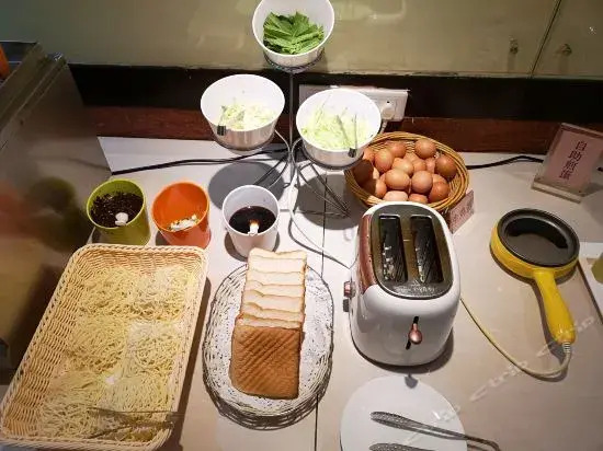 Home Inn (Langfang Wanda Plaza Railway Station)