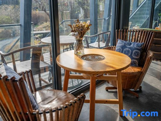 Anji Midsummer Dream Wild Luxury Homestay