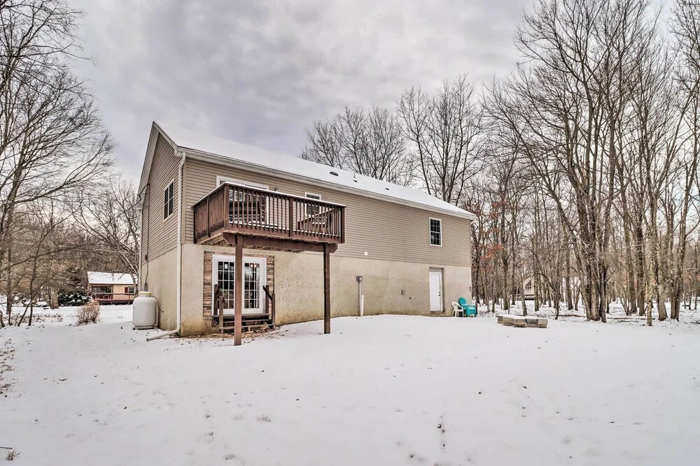 Albrightsville Home w/ Game Room < 1 Mi to Lake!
