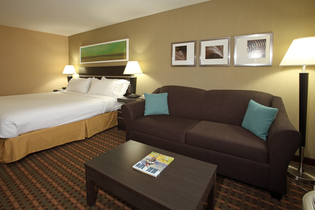 Holiday Inn Express Hotel & Suites Vernon by IHG