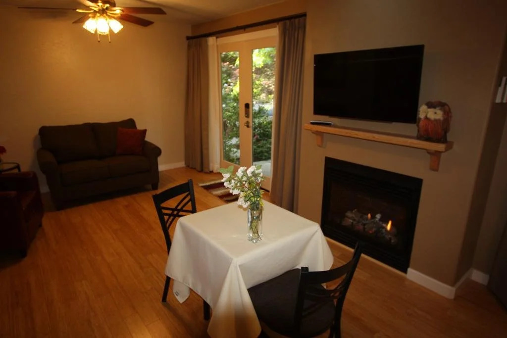 The Inn at Shasta Lake
