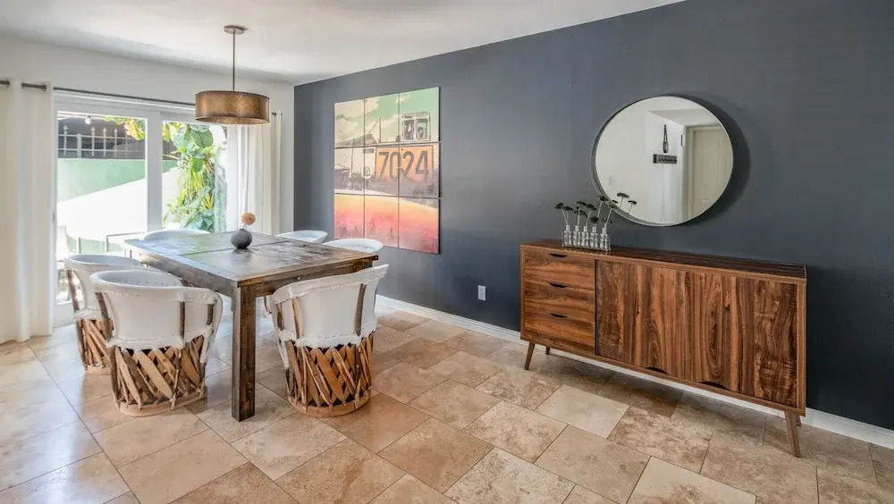 Sleek 2BR Townhome Old Town by WanderJaunt
