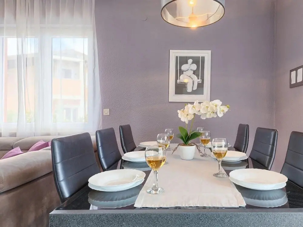 4S - One Bedroom No.2