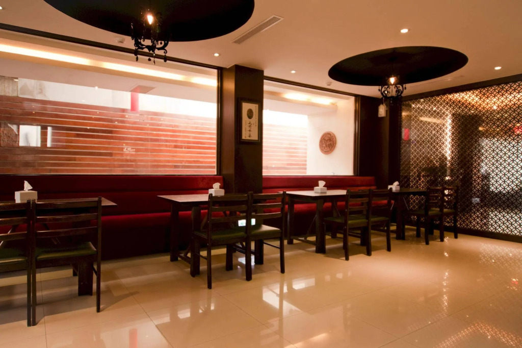 East Town 26 Hotel