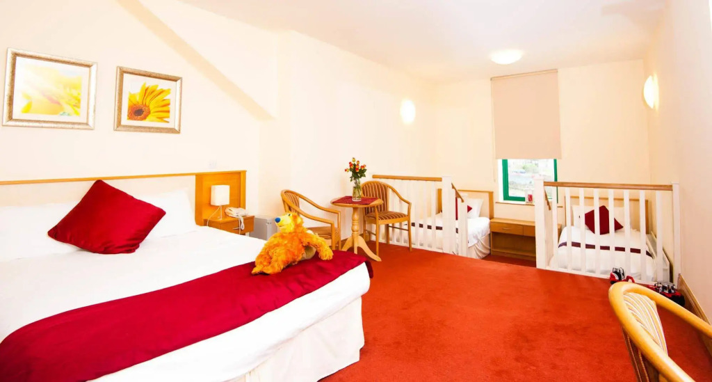The Arches Hotel
