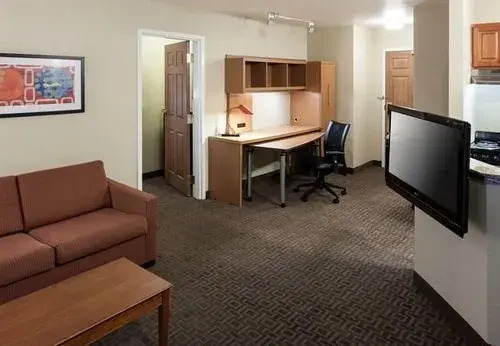 Suburban Studios Birmingham Homewood I-65