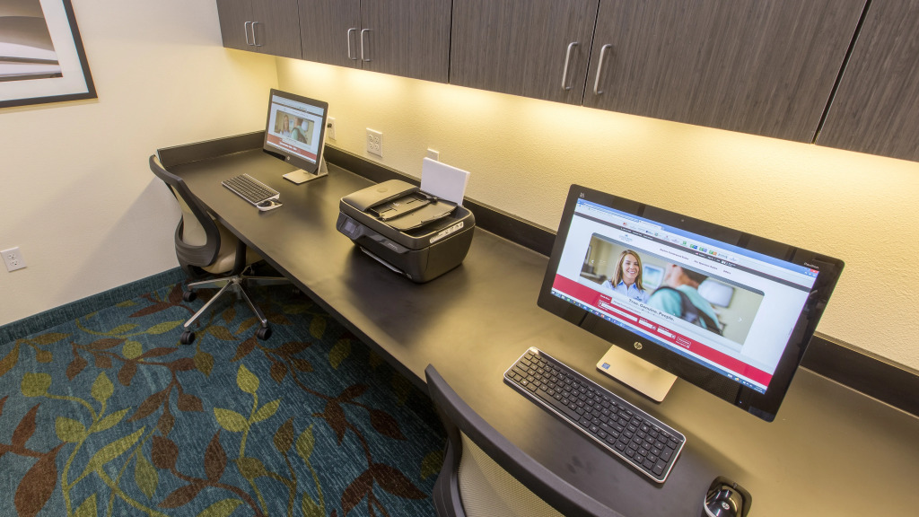 Candlewood Suites Overland Park W 135th St by IHG