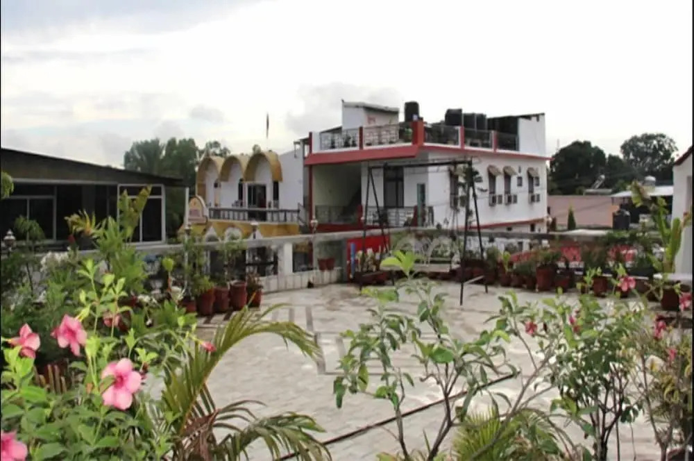 Hotel Mayank