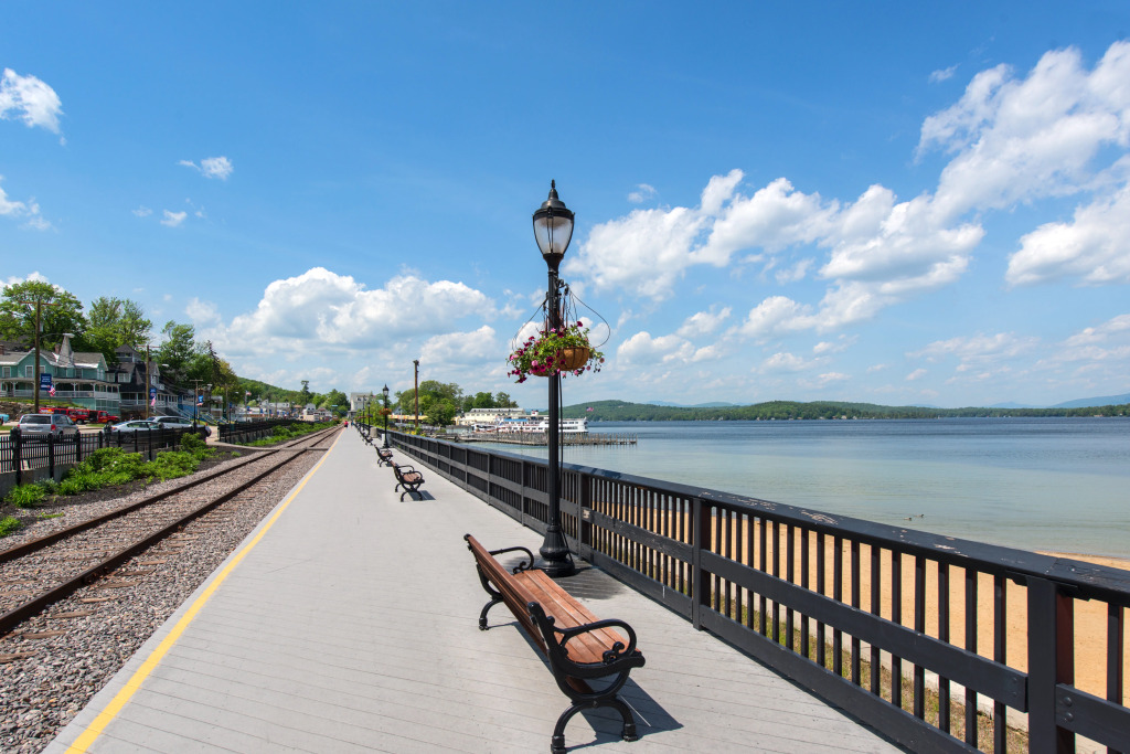 Holiday Inn Express Hotel & Suites Tilton - Lakes Region