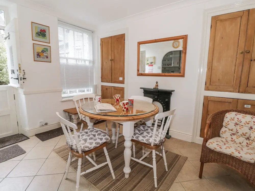 Honeysuckle Cottage
