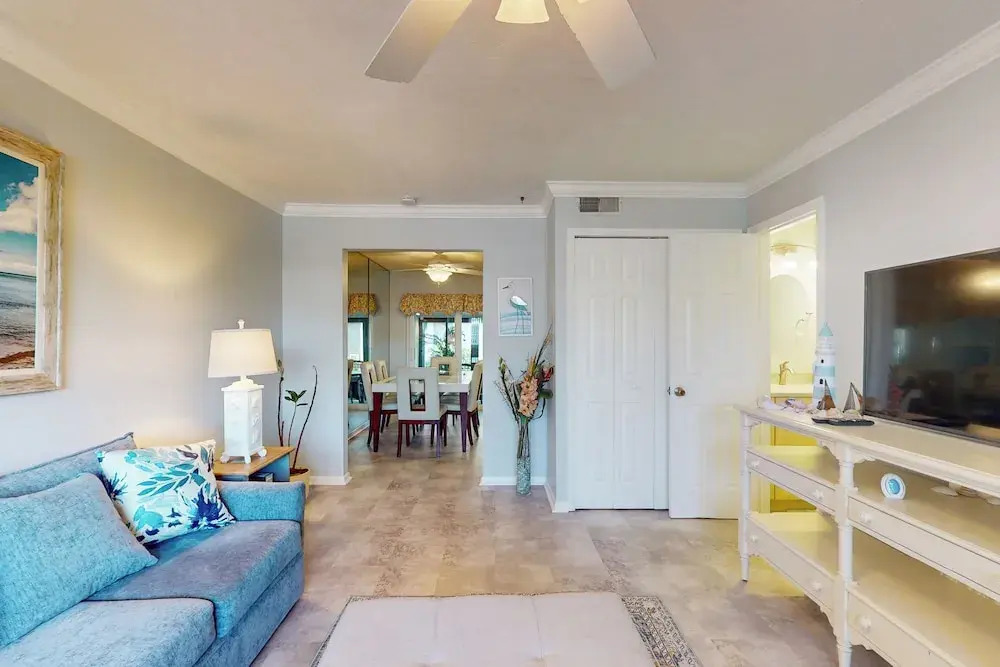 1 Mi to Beach! Marco Island Family Getaway w/ Pool