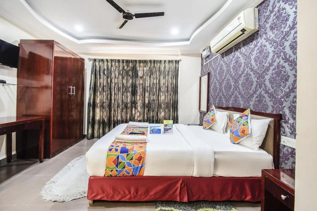 FabHotel Oriental Suites III