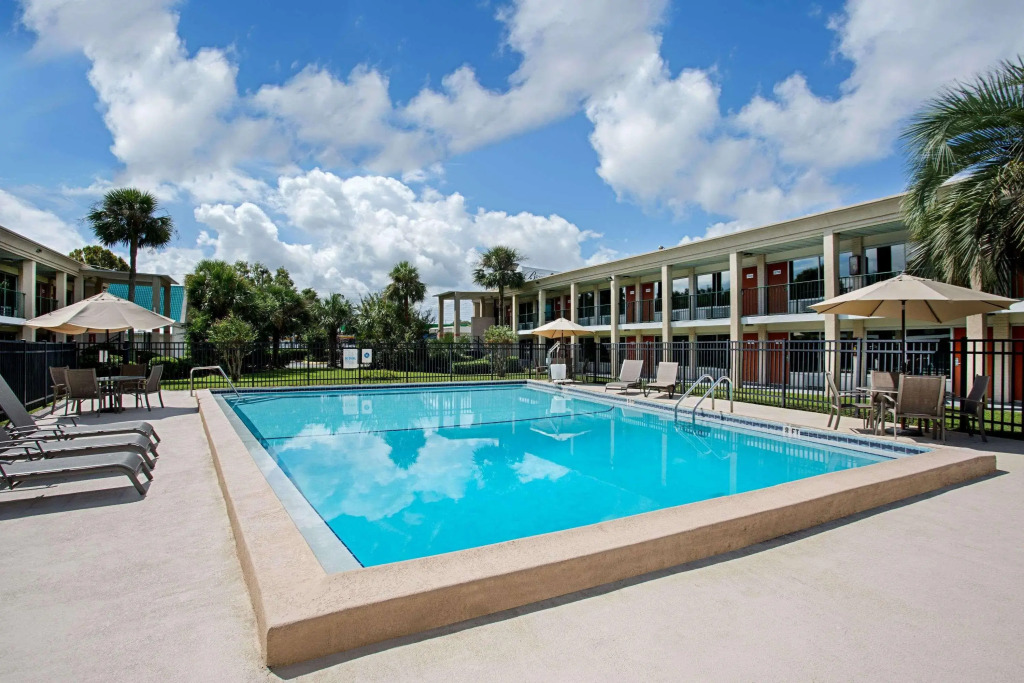 Days Inn Tallahassee-Government Center
