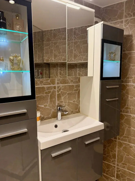 Thissio Luxury Apartment