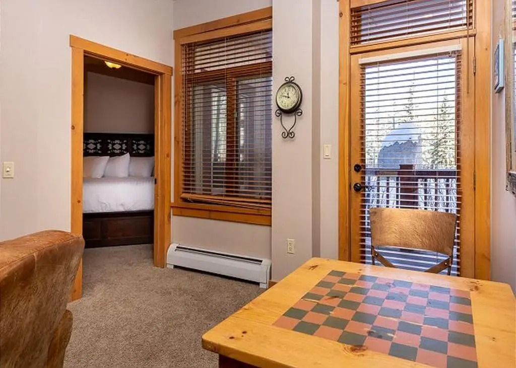 1 Bedroom Colorado Vacation Rental In River Run Village Steps From The Summit Express Gondola