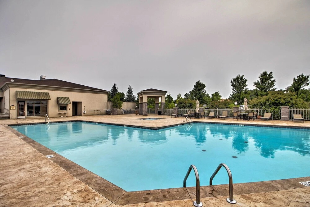 Group Winter Retreat! Stunning Villa Near SDC
