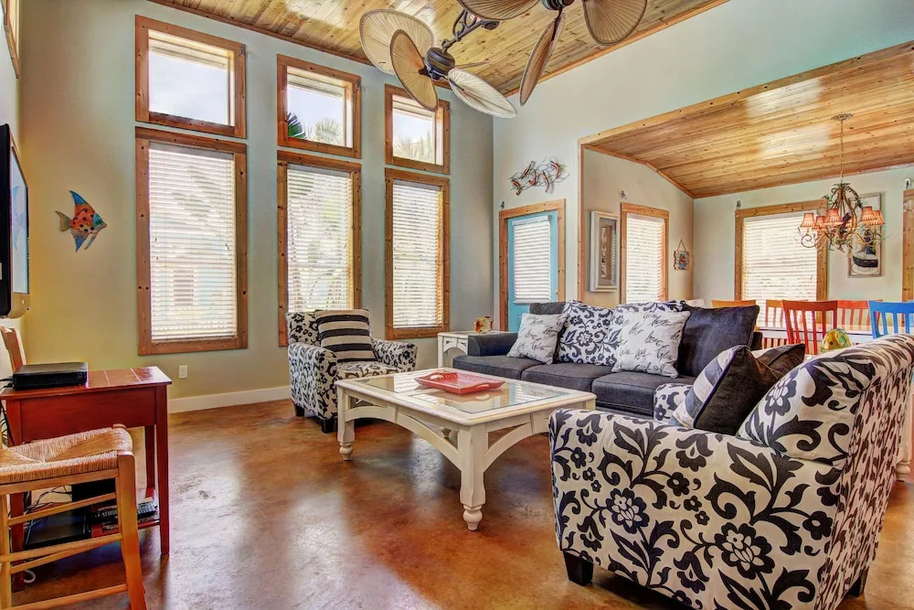 Magestic Sun 23vw 3 Bedrooms 2.5 Bathrooms Home