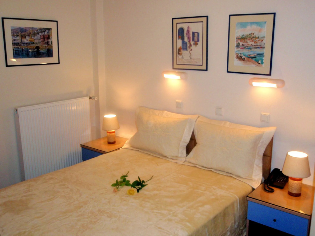 Hotel Taxiarhis