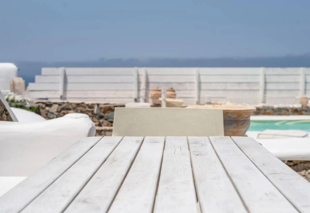 Fanari Studio 2 with panoramic pool