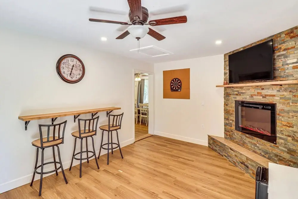 Near Woodland Lake Park: Home w/ Fire Pit!