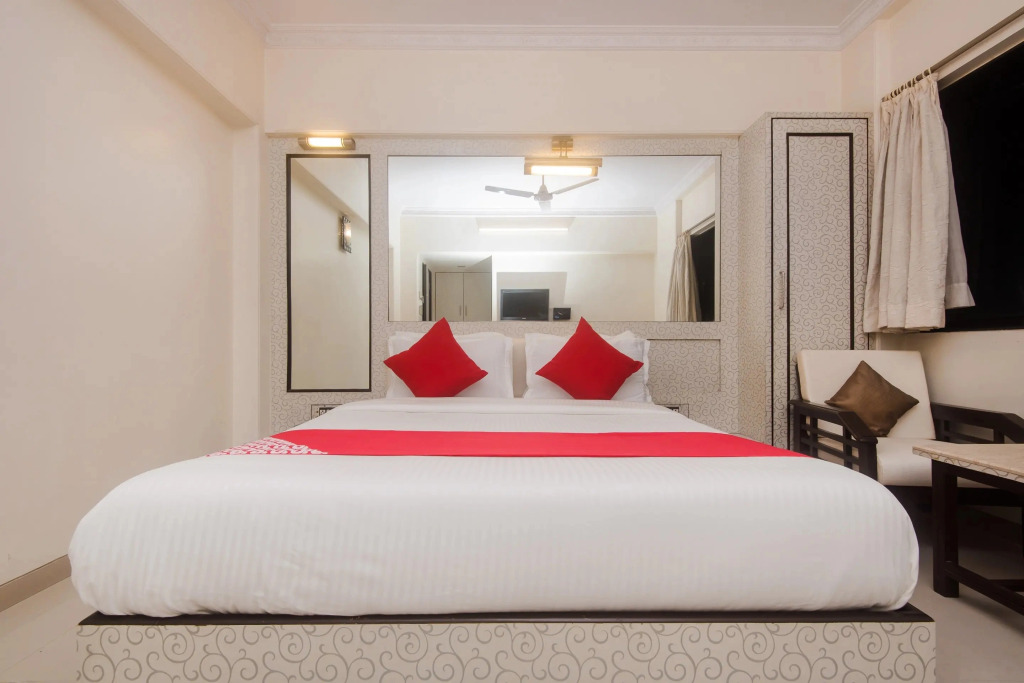 Super Hotel O Solitaire