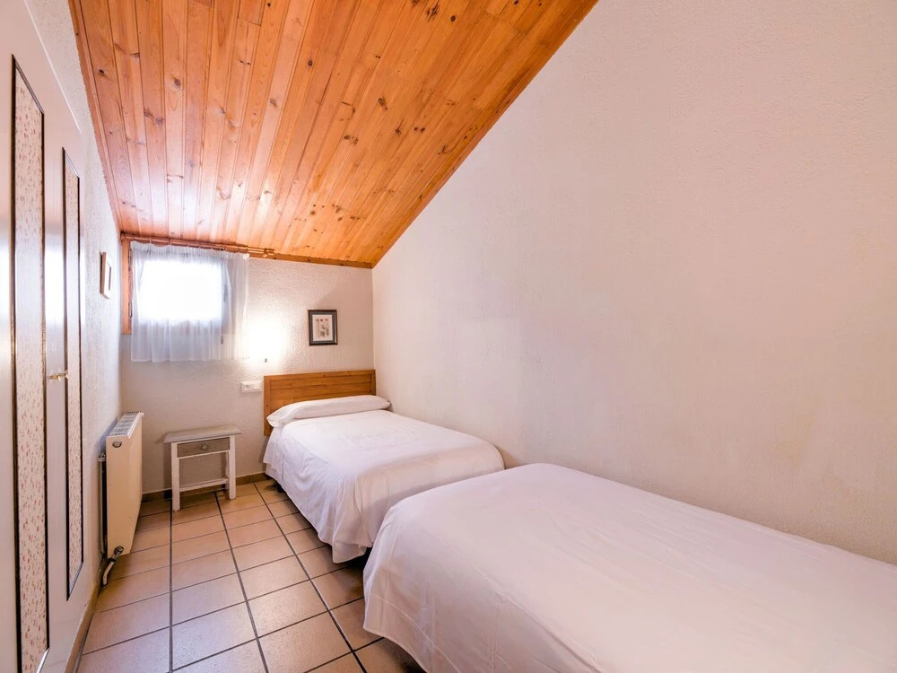 Modern Apartment in Lladurs with Swimming Pool