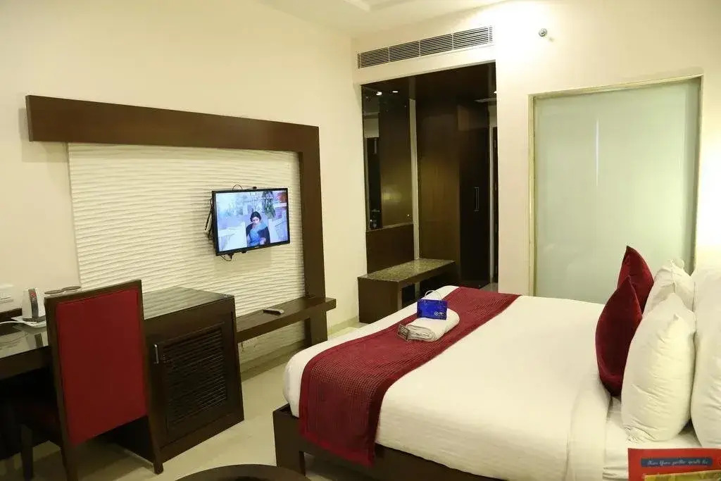 OYO Premium IVY Hospital