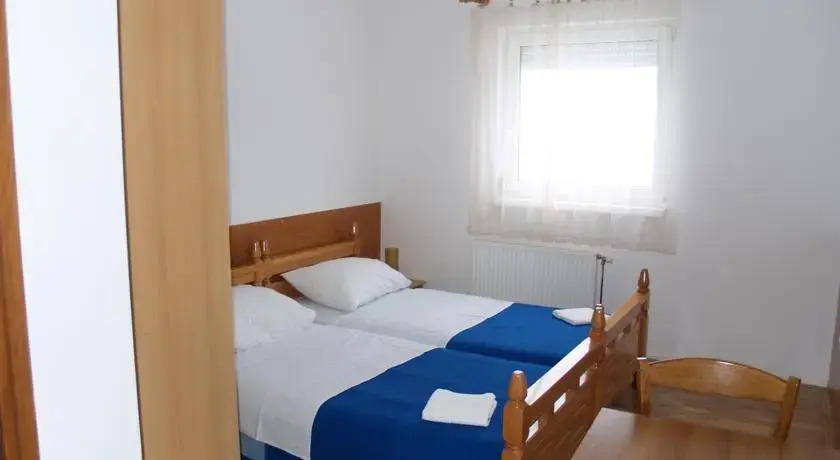 Hotel Degenija