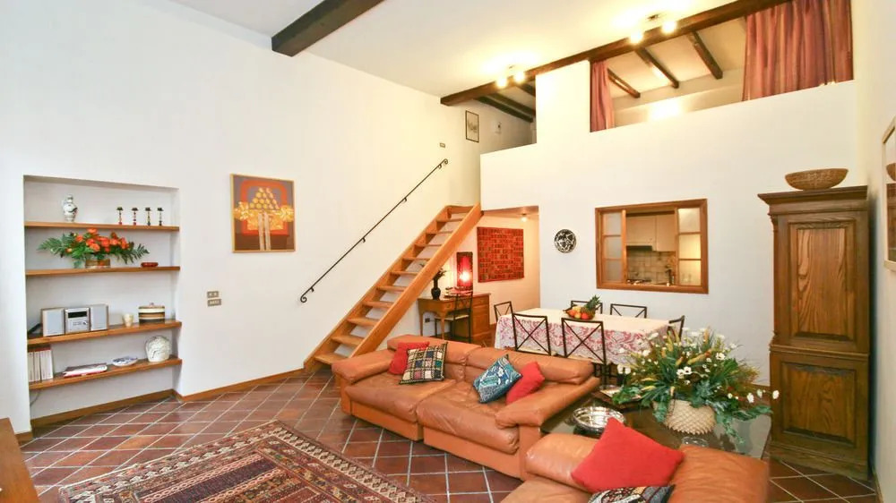Rental in Rome Bovari