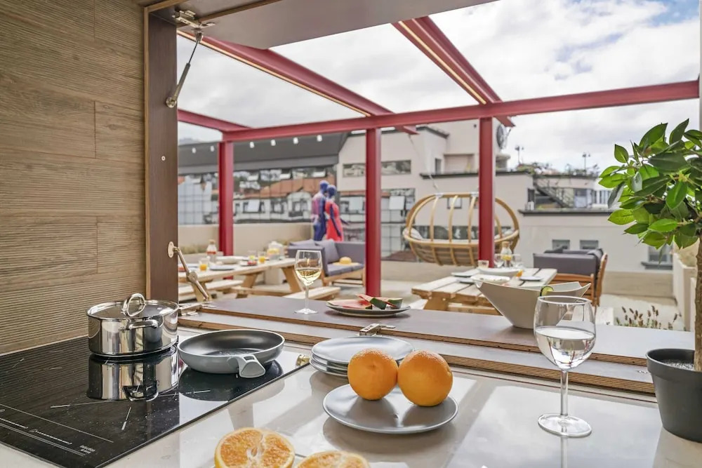 Drapes Design Apartments by An Island Apart