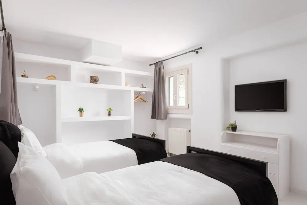Villa Phos Paros
