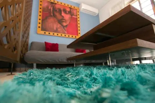 Groovy 1br Condo at Great Location by Happy Address