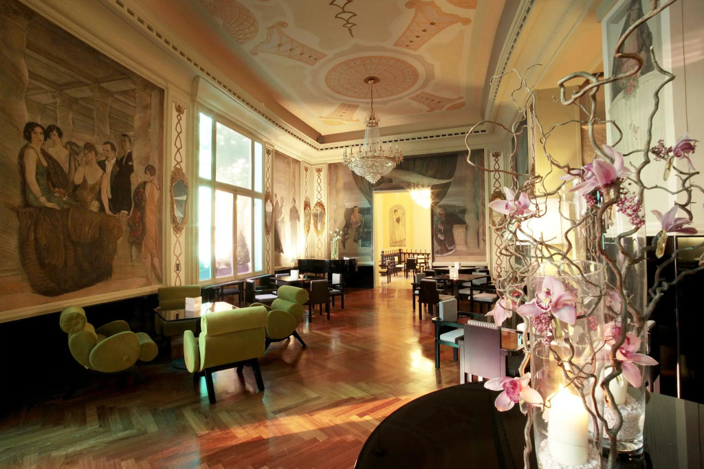 Grand Hotel Palace Rome