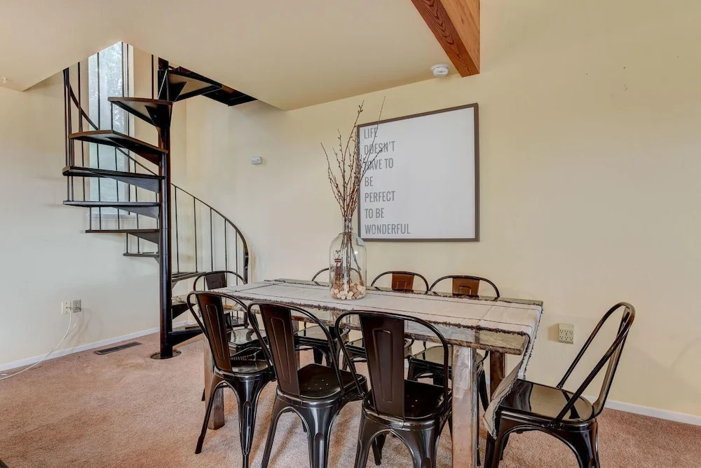 Napa Valley Guest House 2 Bedrooms 1 Bathroom Cottage by Redawning