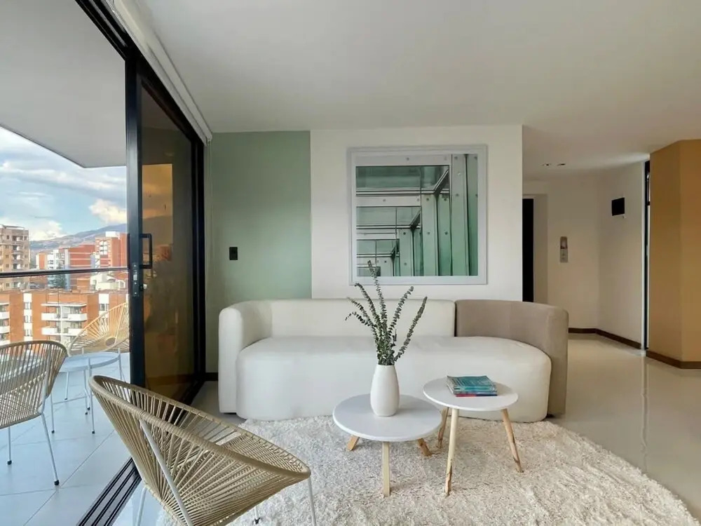 w Stunning 3BR With Terrace in Laureles