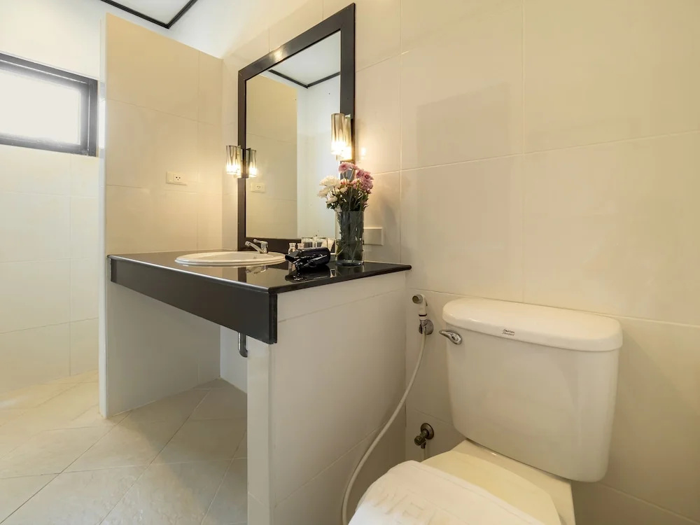 Isara Nai Yang resort