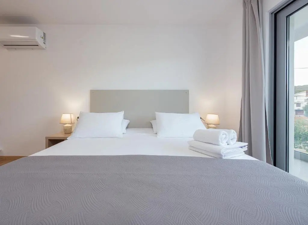Rooms & Apartments Niko