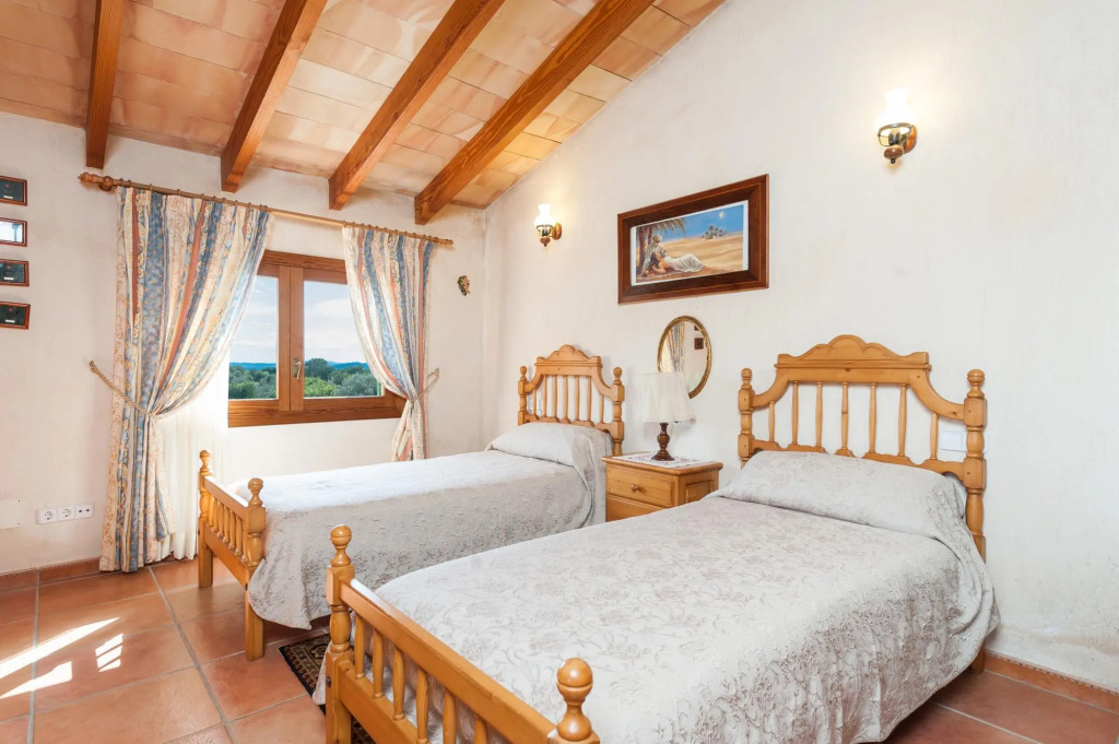CANTABOU SA COMA DINCA