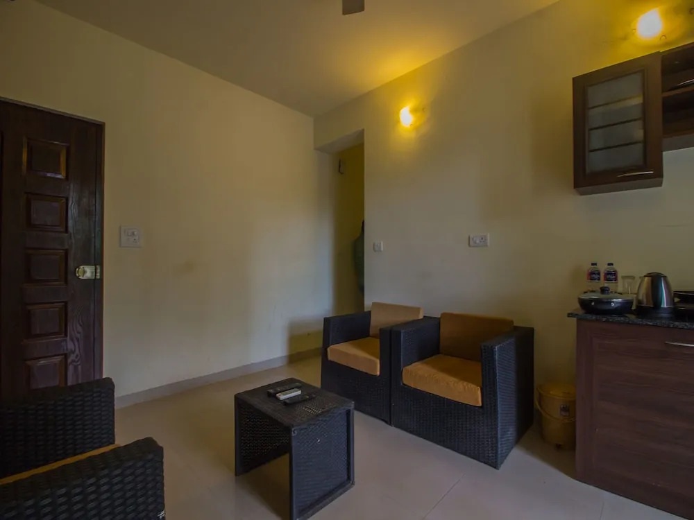 OYO 18731 Home Luxurious 3BHK Villa Assagaon