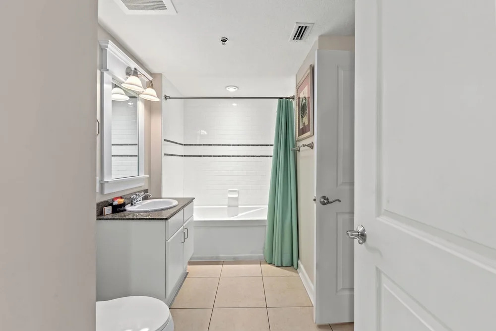 Grand Panama Beach Resort - Pet Friendly Condos by Panhandle Getaways
