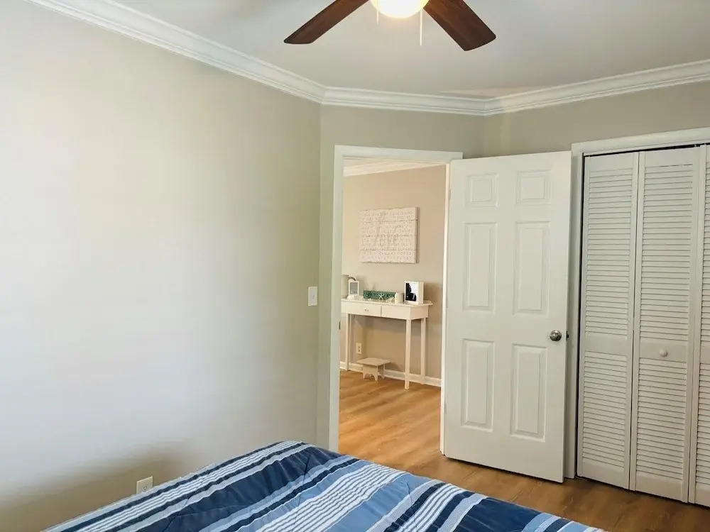 Buckeye's At The Beach 3 Bedroom Home by RedAwning