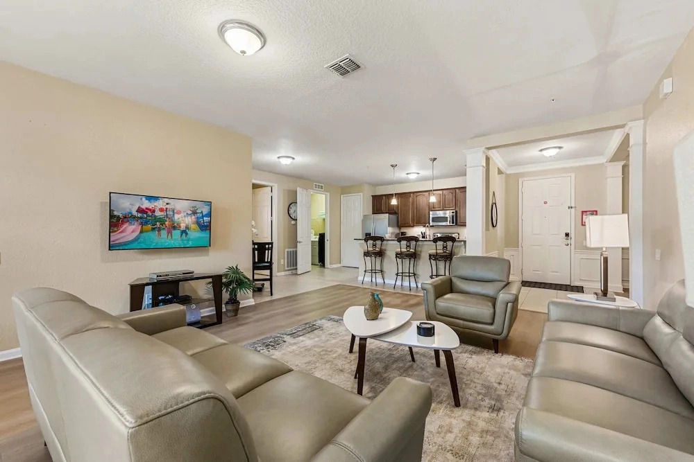 5036 Shoreway Loop # 105
