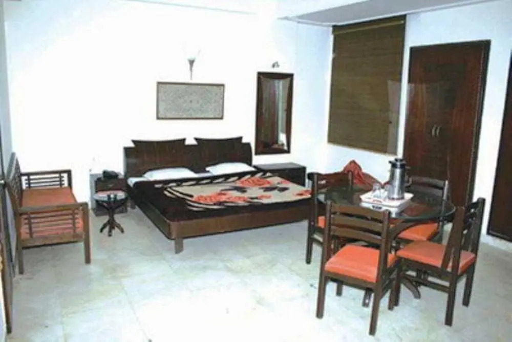 Sheesh Mahal Bed & Breakfast