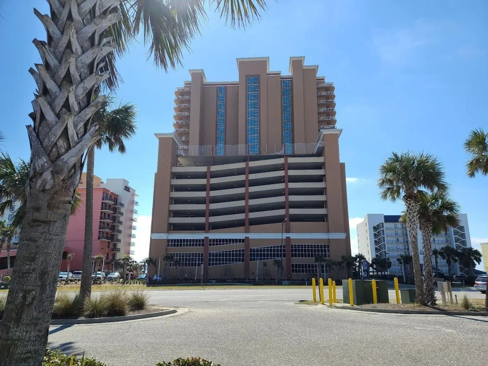Phoenix Orange Beach 2004 by Youngs Suncoast