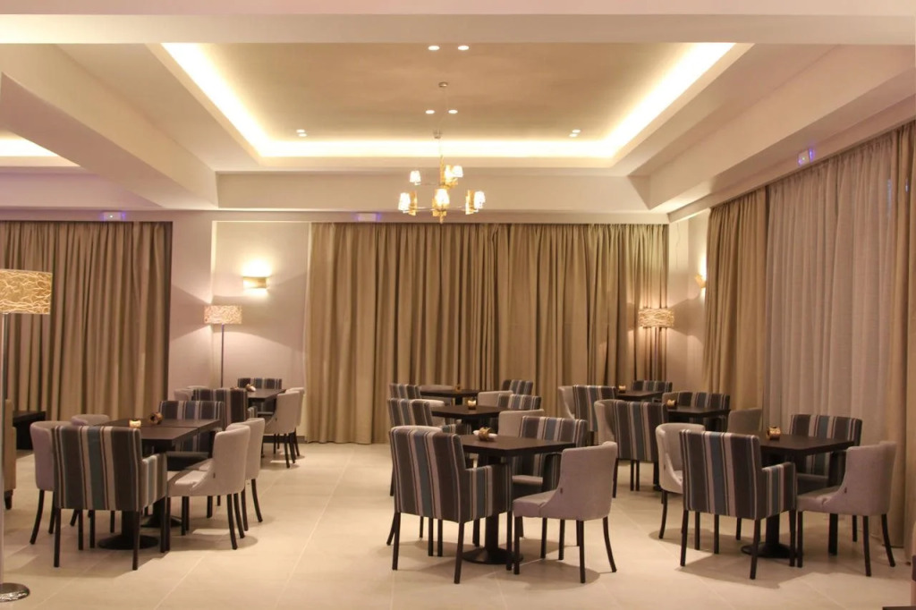 Achilles Hotel