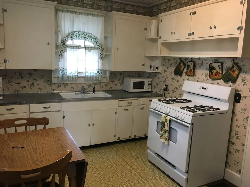 Kozy Haven Log Cabin Rentals