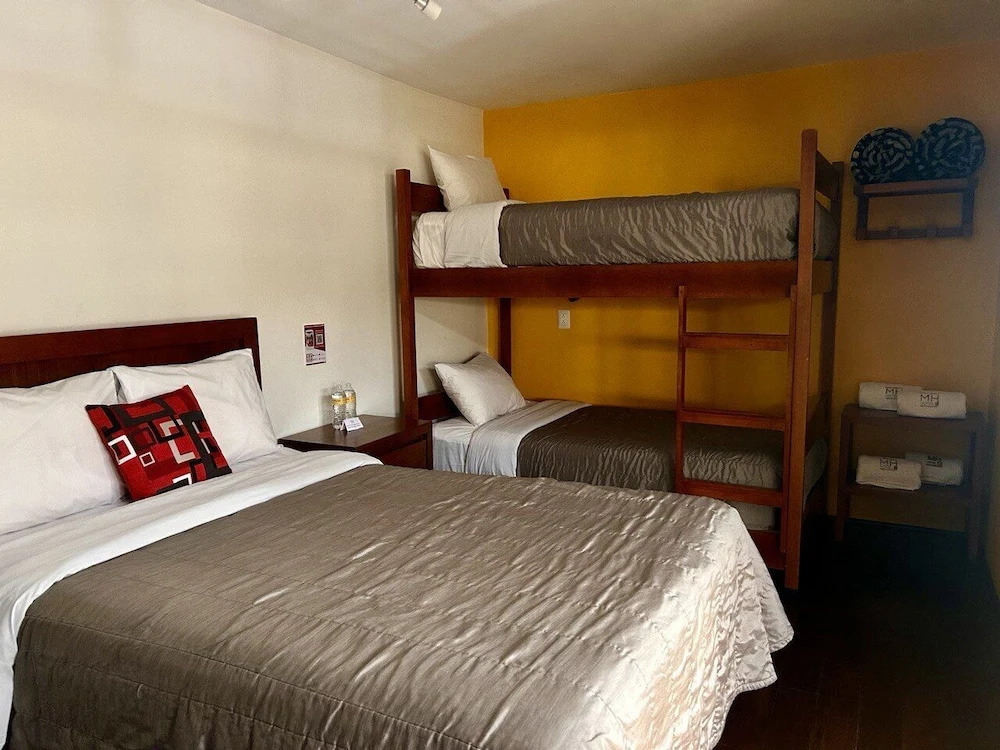 Hotel MH