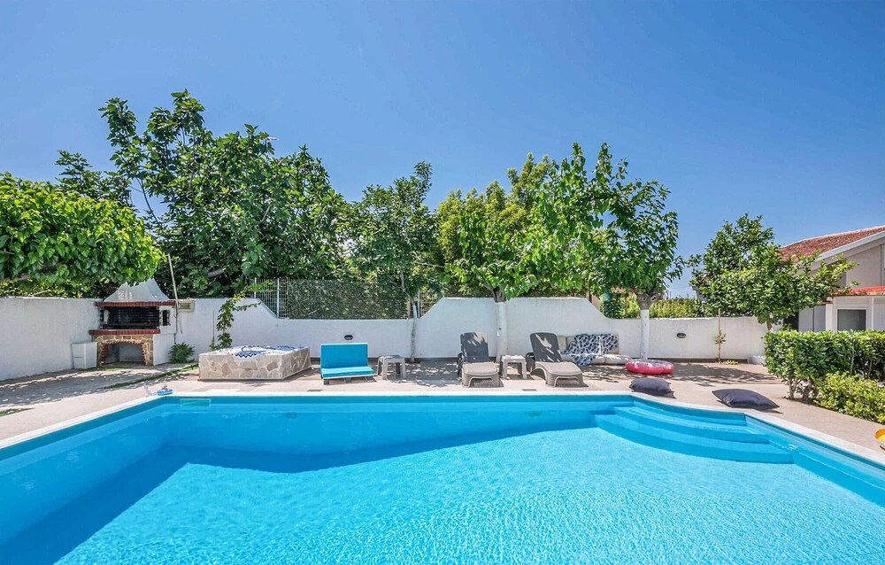 Beautiful Home in Lechaio Corinthias With 4 Bedrooms, Outdoor Swimming Pool and Swimming Pool