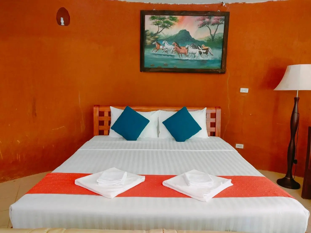 Pechmaneekan Beach Resort