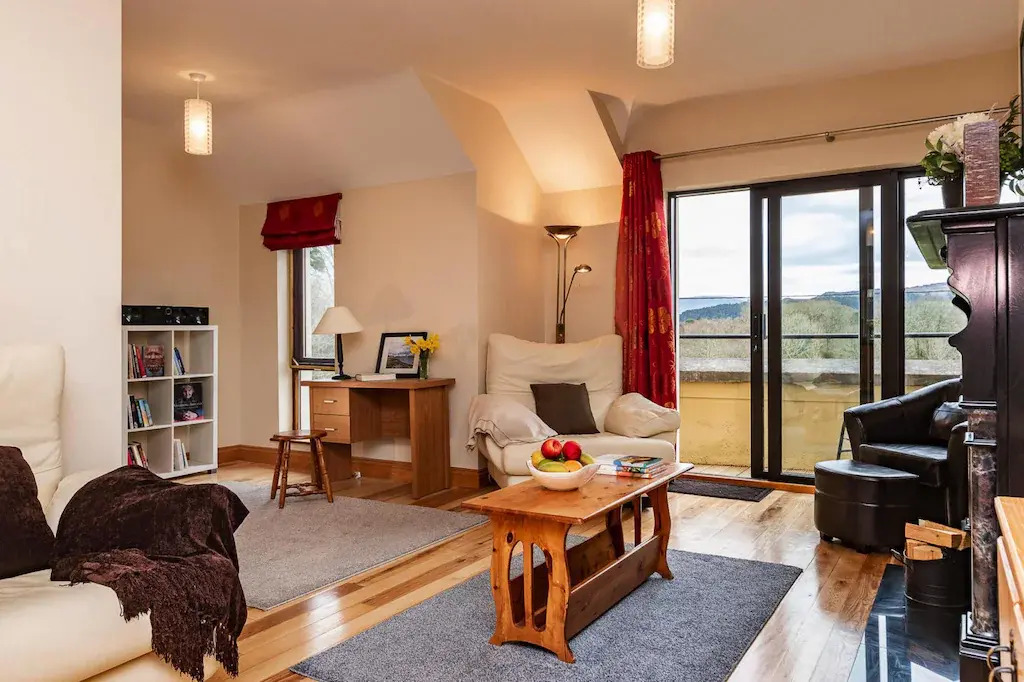 Semi-detached house, Kenmare